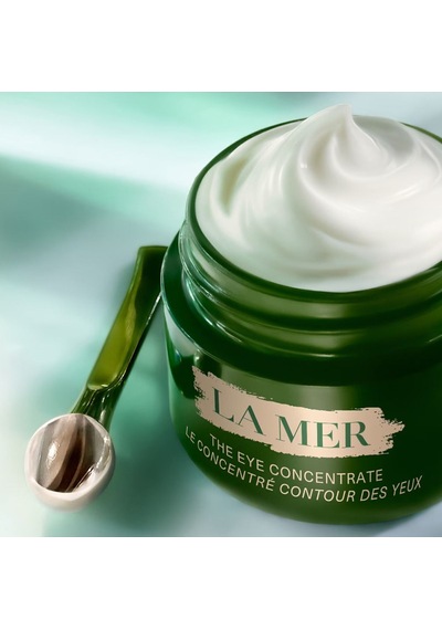 Gözaltındaki Bariyeri Güçlendiren Nem Veren Yenileyici Göz Kremi 15ml Ghair1309