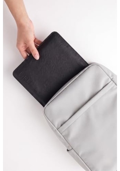 16 Laptop Kılıfı Genel