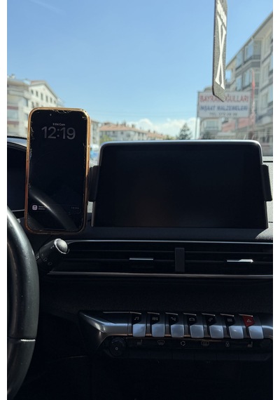 Peugeot 5008 2016-2020 Uyumlu Araca Özel Magsafe Telefon Tutacagı