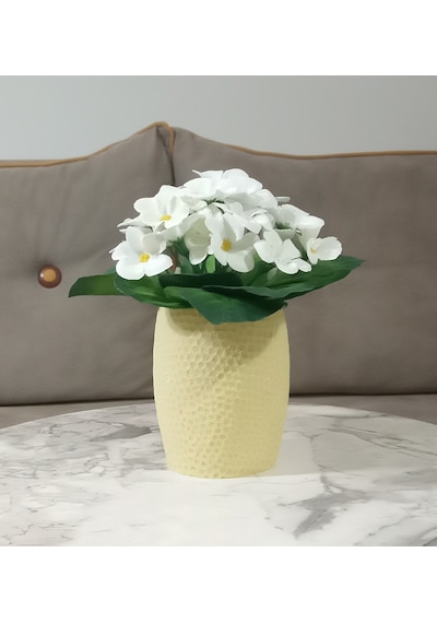 Vazoda Beyaz Yapay Çiçek Dekoratif Sarı Petek Desenli Poliresin Vazo Dahil 8 x 8 x 15 CM