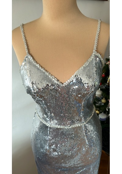 Chica Rosa Fashion Gümüş Pullu Askılı Midi Elbise