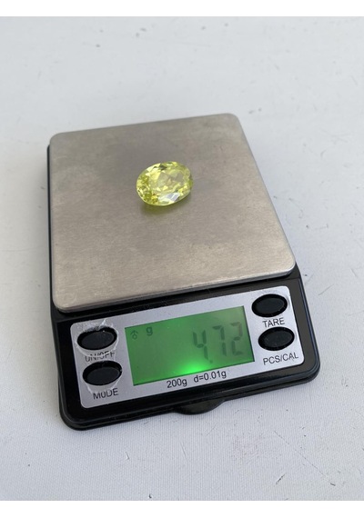 Faset Kesim Sarı Safir Taşı 23,4 Karat