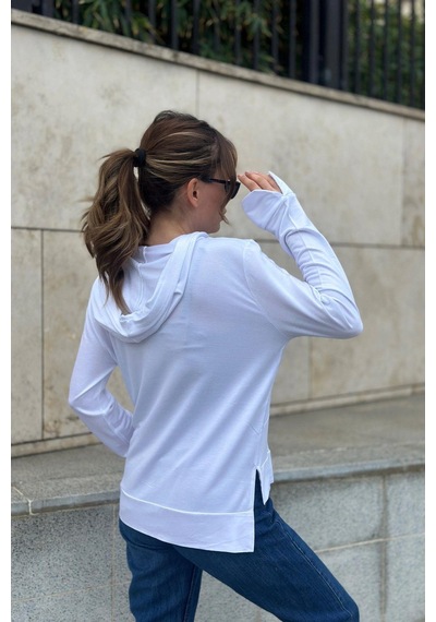 WeShaya Kadın Beyaz Uzun Kol, Yırtmaç Detaylı, Arma Ve Yazı Detaylı, Kapüşonlu Sweatshirt Bluz Beyaz WeShaya Kadın Beyaz Uzun Kol, Yırtmaç Detaylı, Arma Ve Yazı Detaylı, Kapüşonlu Sweatshirt Bluz Beyaz