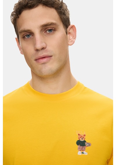 Ucla Dıego Sarı Bisiklet Yaka Baskılı %100 Pamuk Standard Fit Erkek Tshirt Sari