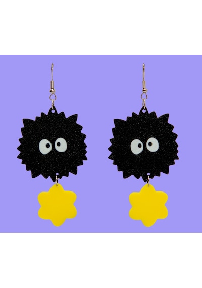 Susuwatari İsli Ruh Küpe Çifti - Studio Ghibli Temalı Yıldız Şekerli Aksesuar Siyah