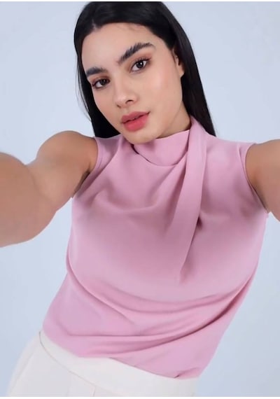 Pera Moda Boğazlı İç Göstermeyen Sıfır Kol Kadın Gömleği Pembe