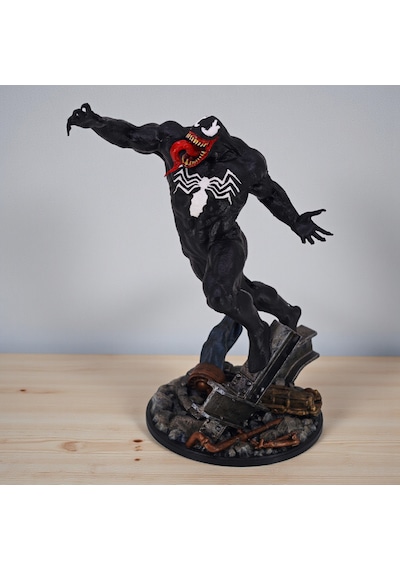 Venom Heykel Figür
