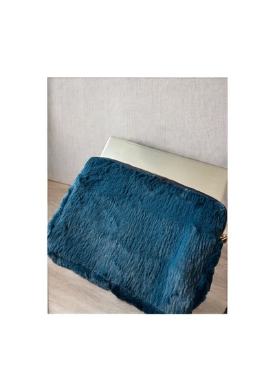 Plush Studıo 13-13.3-14 Inch Peluş Macbook, Laptop Çantası, Lacivert Toscase Askısız 36x26cm Lacivert Lacivert