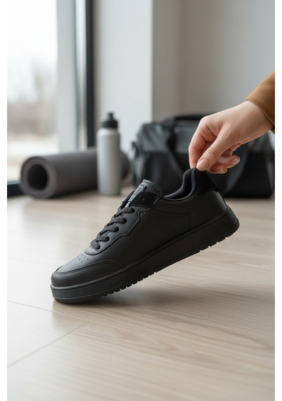 Enoch Kadın Spor Ayakkabı Delikli Detaylı Ve Hafif Comfort Düz Tabanlı Günlük Sneaker Siyah Enoch Kadın Spor Ayakkabı Delikli Detaylı Ve Hafif Comfort Düz Tabanlı Günlük Sneaker Siyah