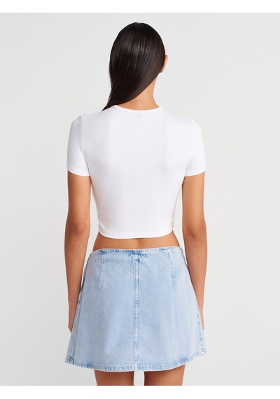 Dilvin 31647 Düğme Detaylı Crop Top-beyaz Beyaz
