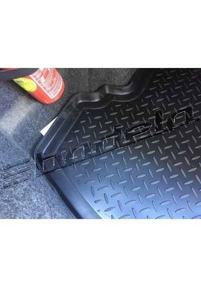 2005 Volkswagen Jetta Bagaj Havuzu Araca Özel 3D Badela Marka