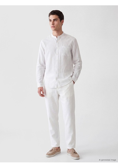 Lcwaıkıkı Classic Beyaz Regular Fit Hakim Yaka Çizgili Poplin Erkek Gömlek