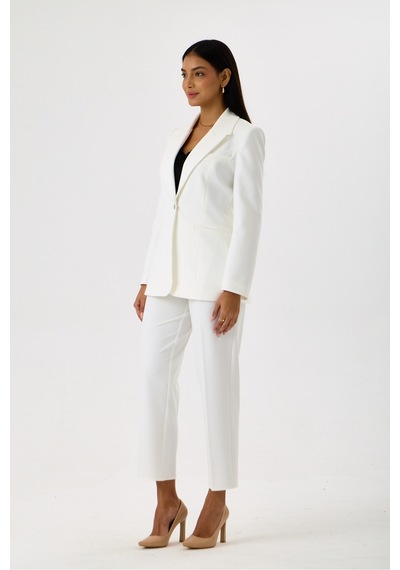 Velnara Moda Kırık Beyaz Klasik Kadın Takım Elbise -tek Düğme Ceket & Dar Paça Pantolon Beyaz - 918605984 Beyaz Velnara Moda Kırık Beyaz Klasik Kadın Takım Elbise -tek Düğme Ceket & Dar Paça Pantolon Beyaz - 918605984 Beyaz