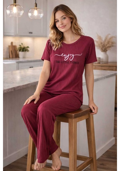 Kadın %100 Pamuk Pijama Takımı Raporlu Kumaş Rahat Kalıp Yazlık Ev Giyim Bordo