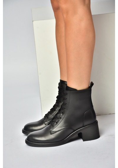 Fox Shoes Z555670603 Siyah Hakiki Deri Kalın Topuklu Kadın Bot