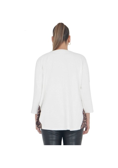 Kadın Büyük Beden Beyaz Asimetrik Leopar Detaylı Uzun Kol Bluz