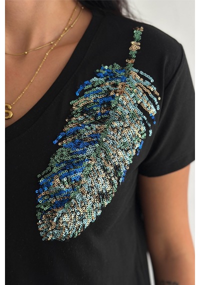 Femelle Kadın Siyah V Yaka Omzu Yaprak Pul Payet İşlemeli %100 Pamuk T-shirt - Fem8