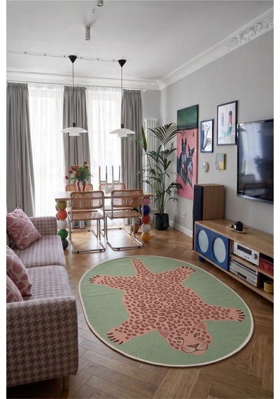 Leopar 02 Yeşil Pembe Leopar İnce Vintage Görünüm Şönil Dokuma Oval Oturma Odası Ev Mutfak Halısı