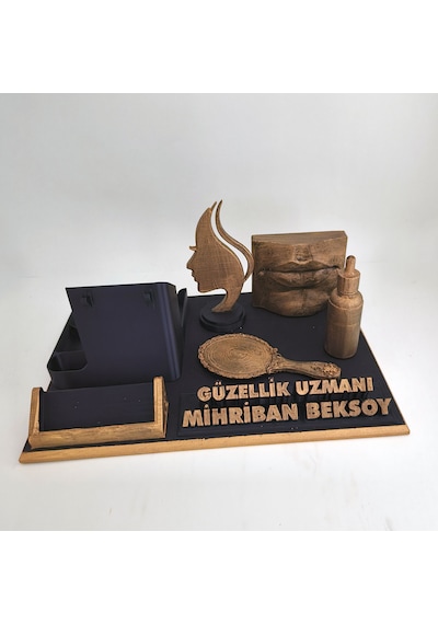 Kişiye Özel Güzellik Uzmanı Masa İsimliği Ve Kartvizitlik Gold - Siyah