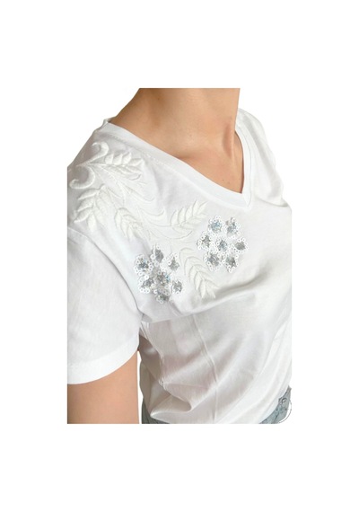 Cassime Kadın Beyaz %100 Pamuk Regular/normal Kalıp Omzu Çiçek Nakışlı Örme T-shirt
