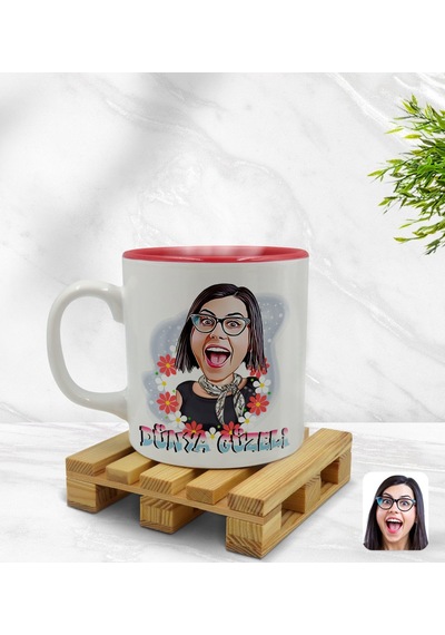 Kişiye Özel Dünya Güzeli Karikatürlü Içi Kırmızı Renkli Kupa Bard