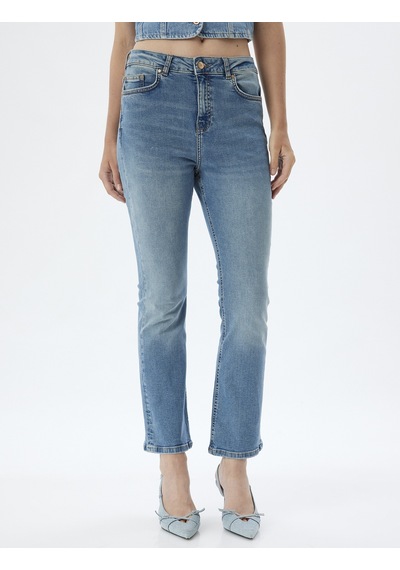 Koton İspanyol Paça Kot Pantolon Skinny Fit Düğmeli Pamuklu - Kick Flare Jean Açık İndigo 4sal40067md Açık İndigo Koton İspanyol Paça Kot Pantolon Skinny Fit Düğmeli Pamuklu - Kick Flare Jean Açık İndigo 4sal40067md Açık İndigo