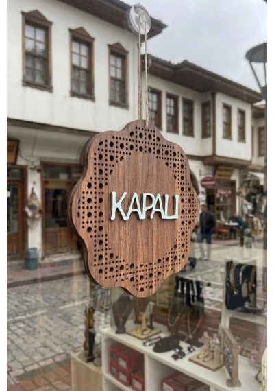 Hazeran Rattan Desenli Modern Açık/kapalı Tabelası - Ceviz