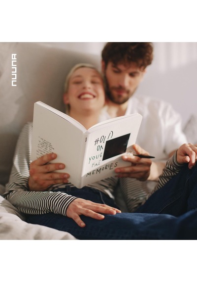 Not Defteri A5+ Graphic Thermo L - Soluk Anılar 3,5 Mm Nokta Izgarası 256 Numaralı Sayfa 120 G Premium Kağıt Kot Etiket Beyaz Almanya'da Sürdürülebilir Şekilde Üretilmiştir