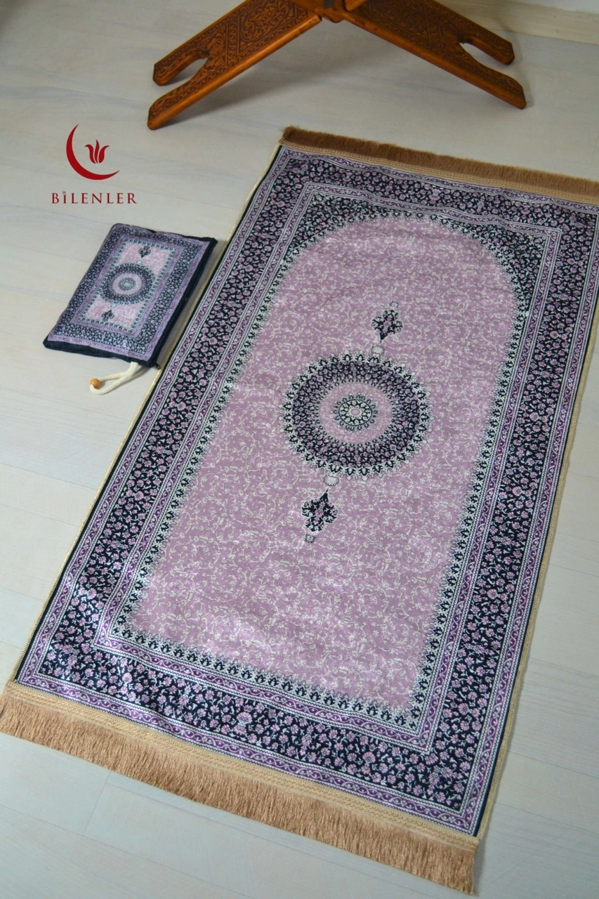 Çantalı Seccade - 70x110 Cm - İnce Ve Taşınabilir - Şık Ve Desenli Tasarım Mor