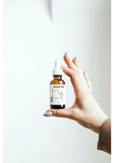 Lexroo Doğal Buğday Yağı 30 Ml Saf Ve Soğuk Pres, Cilt Ve Saç Bakımı İçin