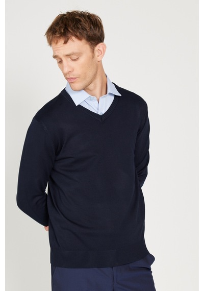 AC&Co / Altınyıldız Classics Erkek Lacı Standart Fit Normal Kesim V Yaka Triko Kazak Lacivert AC&Co / Altınyıldız Classics Erkek Lacı Standart Fit Normal Kesim V Yaka Triko Kazak Lacivert