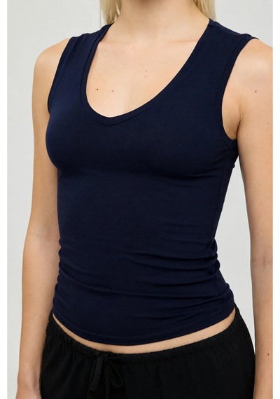 Cloudymood Kadın Ultra Soft V Yaka Kolsuz Bluz Günlük Kullanım Kombinlenebilir Lacivert - 894341544 Lacivert Cloudymood Kadın Ultra Soft V Yaka Kolsuz Bluz Günlük Kullanım Kombinlenebilir Lacivert - 894341544 Lacivert