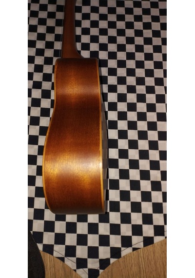 Puka Pk-100 Maun Ağacı Soprano Ukulele-Kılıf Puka Pk-100 Maun Ağacı Soprano Ukulele-Kılıf