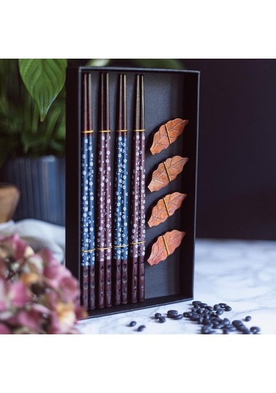 Valkyrie 4 Çift Doğal Ahşap Yemek Çubuğu Seti 8 Adet Japon Chopstick 4 Yaprak Ahşap Tutacak, Kutulu 22,5cm