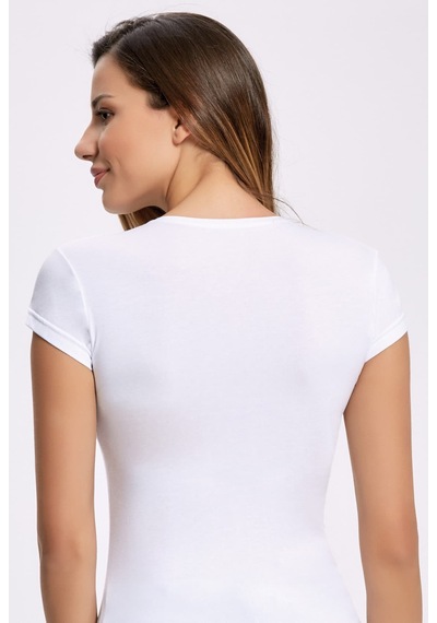 İlke İç Giyim Likralı Yuvarlak Yaka Kadın T-shirt Beyaz