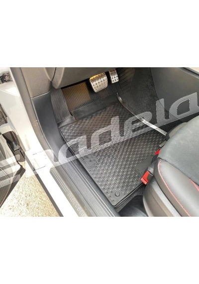 Yeni Mercedes Glb Uyumlu Havuzu Paspas Ithal Kokusuz Kaucuk 4D