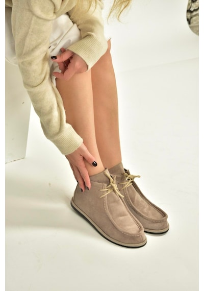 Fox Shoes V846926302 Vizon Süet Düz Tabanlı Bağcıklı Kadın Bot Vizon