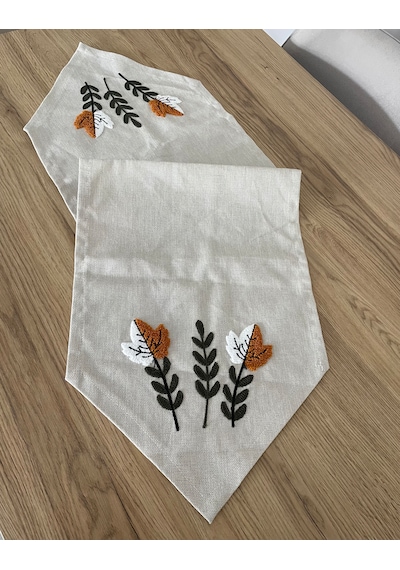 Punch Nakışlı El Emeği Dekoratif Masa Runner Açık Bej
