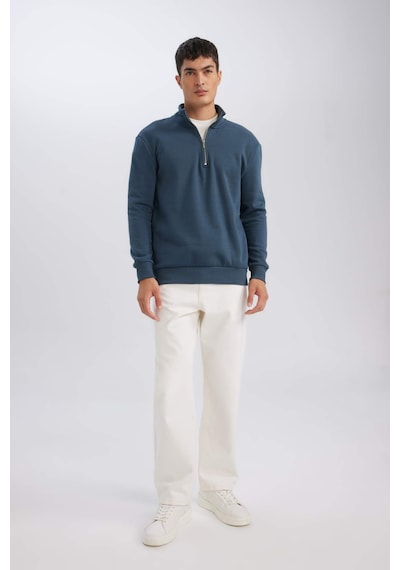 DeFacto Comfort Regular Fit Rahat Kalıp Fermuarlı Dik Yaka Basic Düz Sweatshirt X7405AZ24AUBE700 DeFacto Comfort Regular Fit Rahat Kalıp Fermuarlı Dik Yaka Basic Düz Sweatshirt X7405AZ24AUBE700