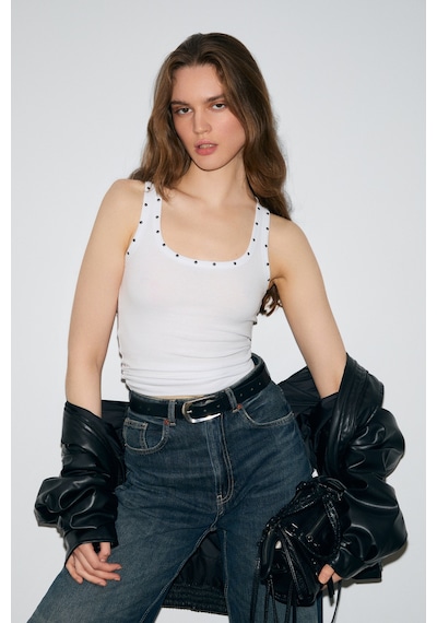 Ethıquet Lıllesol Kadın Fitilli Görünümlü Slim Fit Vücuda Oturan Havuz Yakalı Pamuklu Basic Beyaz Ta