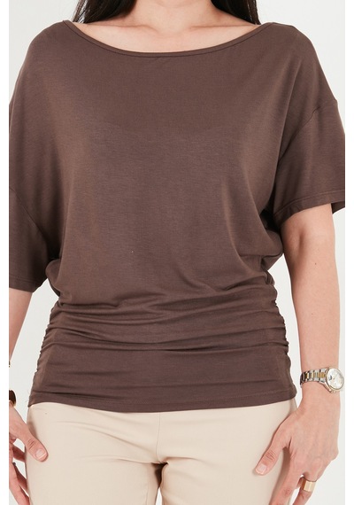 Lela Standart Fit Drape Detaylı Yarasa Kol T Shirt Bayan T Shirt 5866962 Kahve