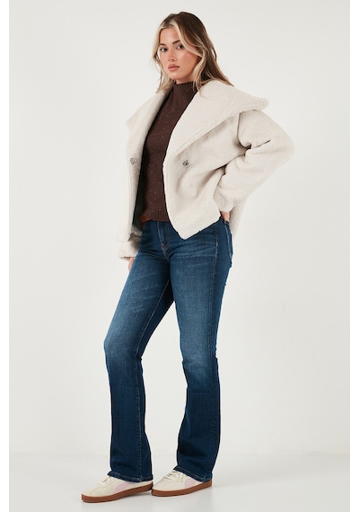 Lela Oversize Geniş Yaka Çıtçıt Düğmeli Astarlı Peluş Bayan Mont 6839623 Beyaz