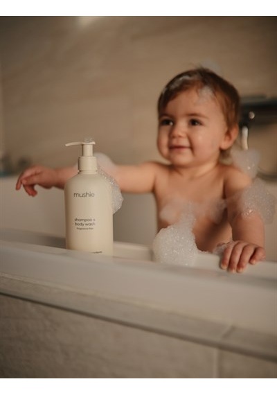 Mushie Baby Kokusuz Saç ve Vücut Şampuanı 400 ML