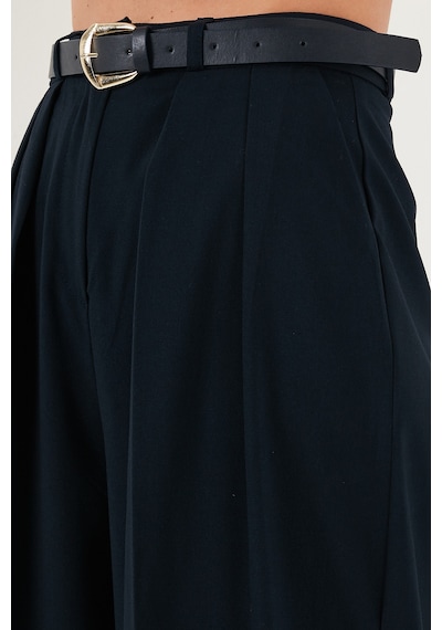 Lela Pileli Wide Leg Yüksek Bel Geniş Paça Kemerli Palazzo Bayan Pantolon 68351070 Lacivert Lela Pileli Wide Leg Yüksek Bel Geniş Paça Kemerli Palazzo Bayan Pantolon 68351070 Lacivert