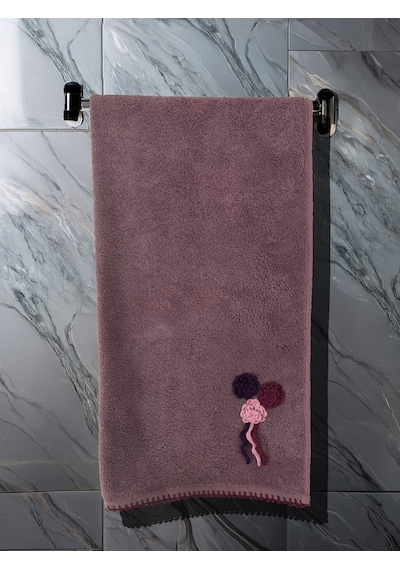 Çiçek Motifli, Kedi Tırnağı Oyalı, Yumuşak Dokulu Pamuklu Vücut Havlusu 70x130 Cm Mor