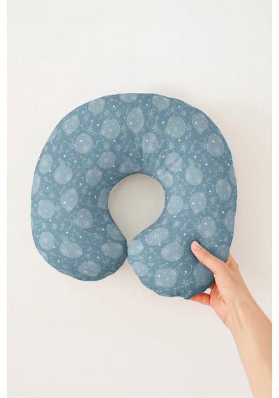 Kış Temalı Yıldız Desenli Ergonomik Boyun Yastığı - Pastel Mavi Kar Tanesi Yumuşak Seyahat Yastığı Tozlu Orman Koral