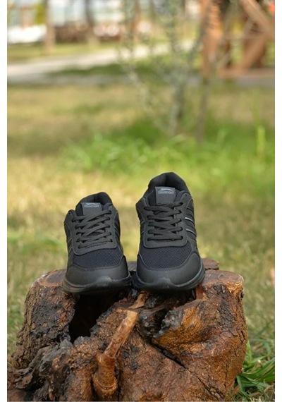Slazenger Kadın Yazlık Terletmez Kaydırmaz Koku Yapmaz Ultra Hafif Full Ortopedik Yürüyüş Ayakkabısı Siyah Slazenger Kadın Yazlık Terletmez Kaydırmaz Koku Yapmaz Ultra Hafif Full Ortopedik Yürüyüş Ayakkabısı Siyah