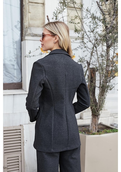 Kadın Esnek Kalın Kumaş Yakalı Cep Kapaklı Uzun Kol Çift Düğmeli Blazer Ceket-antrasit Antrasit Kadın Esnek Kalın Kumaş Yakalı Cep Kapaklı Uzun Kol Çift Düğmeli Blazer Ceket-antrasit Antrasit