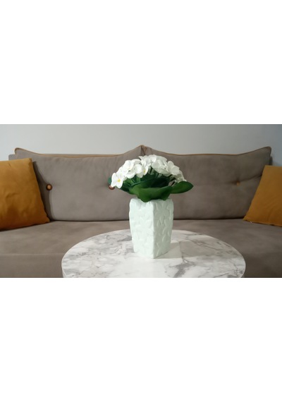 Vazoda Beyaz Yapay Çiçek Dekoratif Çiçekli Su Yeşili Vazo Dahil 7 x 7 x 17 CM