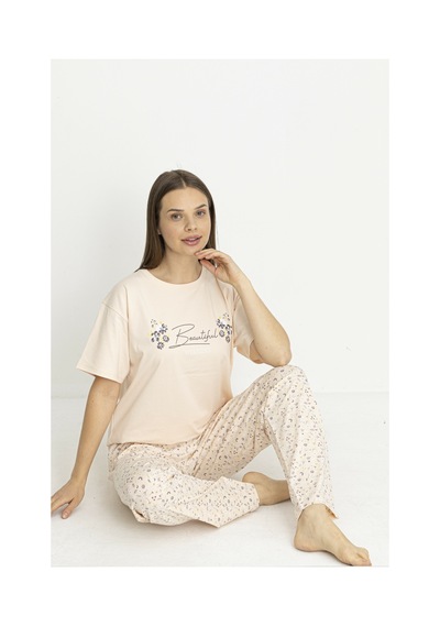 Estiva Kadın Flora Alt Desenli Somon Penye Lycra Kısa Kollu Pijama Takımı Çok renkli Estiva Kadın Flora Alt Desenli Somon Penye Lycra Kısa Kollu Pijama Takımı Çok renkli